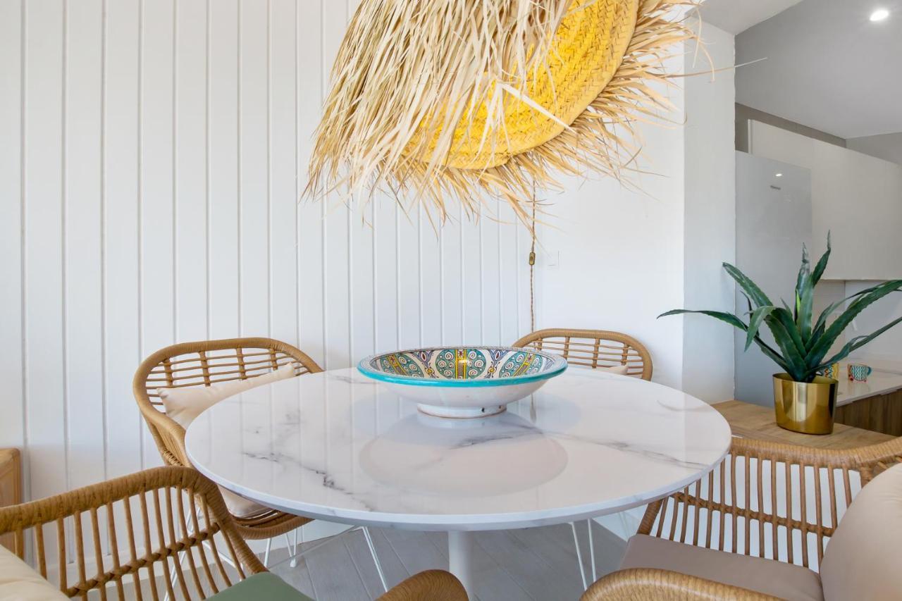 Casa De La Playa. Beach House With Magnificent Sea Malaga Luaran gambar