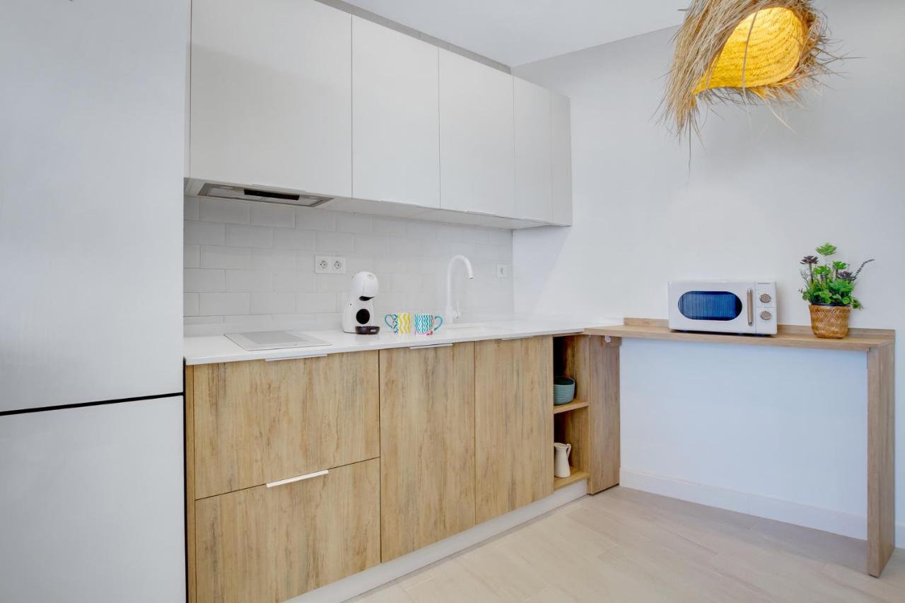 Casa De La Playa. Beach House With Magnificent Sea Malaga Luaran gambar